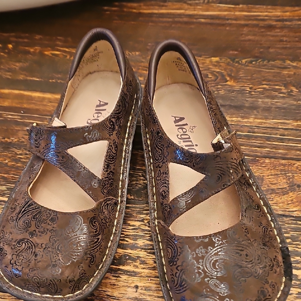 Alegria Women's Patterned Brown Mary Jane Flats 36 Or 6 Unworn